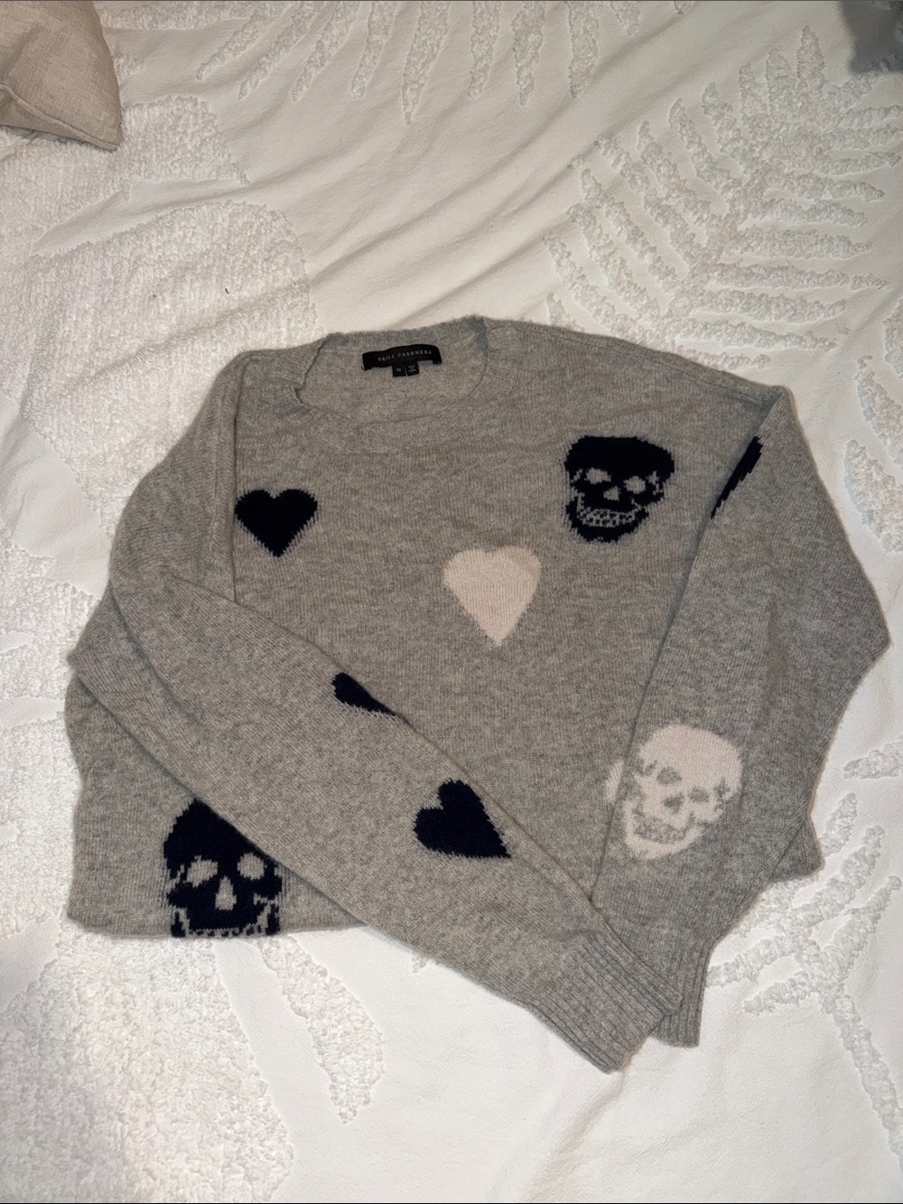 SKULL CASHMERE 100% cashmere skull and heart lightweight sweater